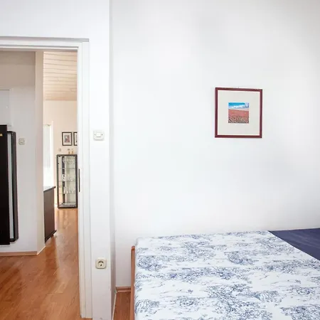 Appartement With Parking Space Pirovac, Sibenik - 20011