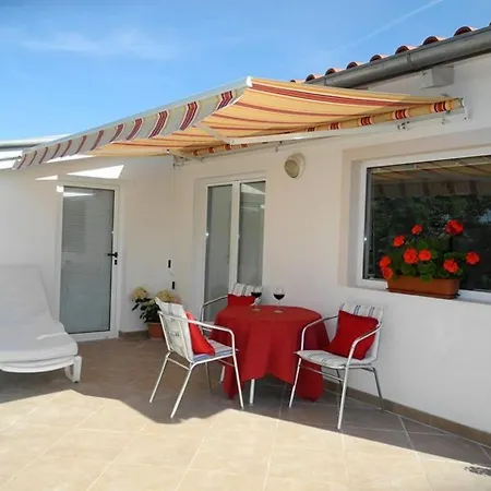 公寓 With Parking Space Pirovac, Sibenik - 20011