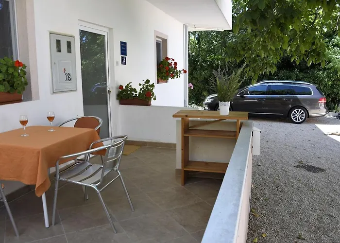 Apartament With Parking Space Pirovac, Sibenik - 20011 Pirovac