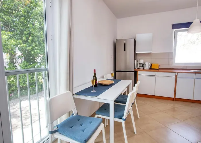 With Parking Space Pirovac, Sibenik - 20011 Appartement